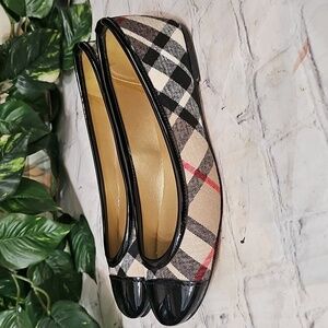 EB Made In USA Plaid Leather Botton Flats 6.5